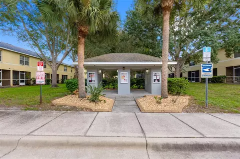 Exterior - 10931 Keys Gate Dr, Riverview, FL 33579 photo 3 of 10