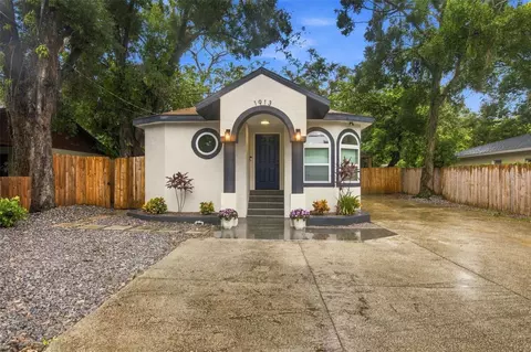 1913 E Hanna Ave, Tampa, FL 33610