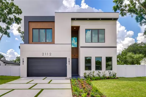 2112 W Farwell Dr, Tampa, FL 33603
