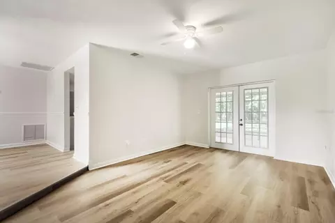 Living - 1418 Oak Valley Dr, Seffner, FL 33584 photo 2 of 2
