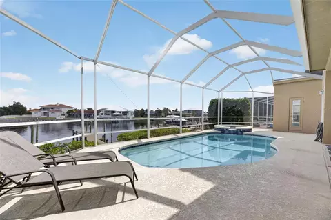 Exterior - 1231 Acappella Ln, Apollo Beach, FL 33572 photo 14 of 19
