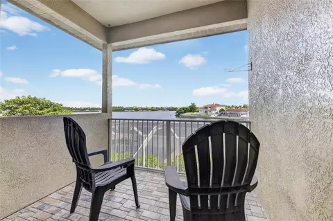 Exterior - 1231 Acappella Ln, Apollo Beach, FL 33572 photo 8 of 19