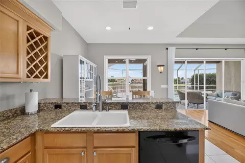 Kitchen - 1231 Acappella Ln, Apollo Beach, FL 33572 photo 6 of 8