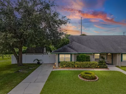 3439 Laurel Dale Dr, Tampa, FL 33618