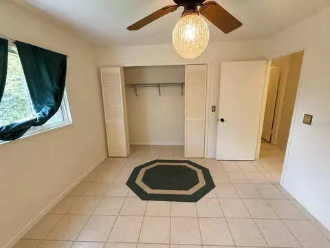 Bedroom - 6701 Pemberton View Dr, Seffner, FL 33584 photo 4 of 5