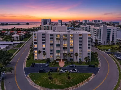 855 Bayway Blvd #503, Clearwater, FL 33767