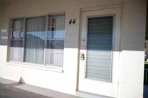 2452 Brazilia Dr #44, Clearwater, FL 33763