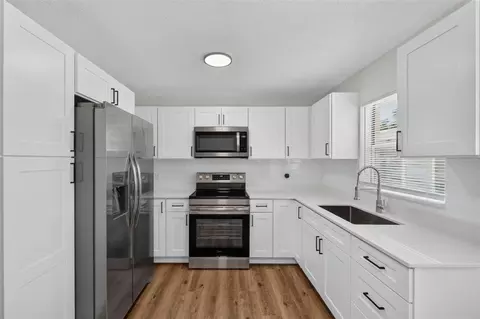 Kitchen - 655 Travis Ct, Bartow, FL 33830 photo 1 of 6