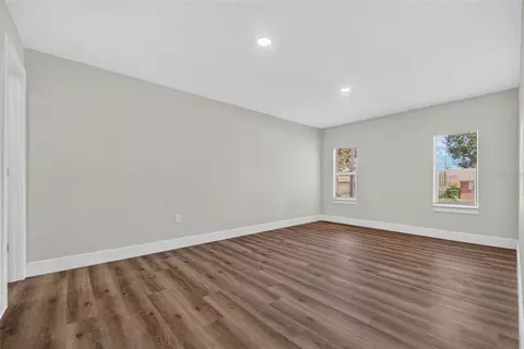 Living - 655 Travis Ct, Bartow, FL 33830 photo 4 of 4