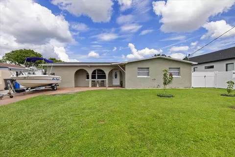 5809 N Hale Ave, Tampa, FL 33614