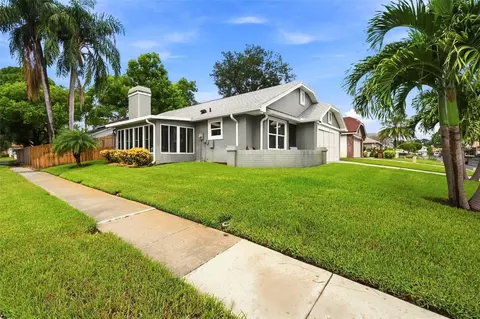 Exterior - 2234 Springflower Dr, Clearwater, FL 33763 photo 4 of 14