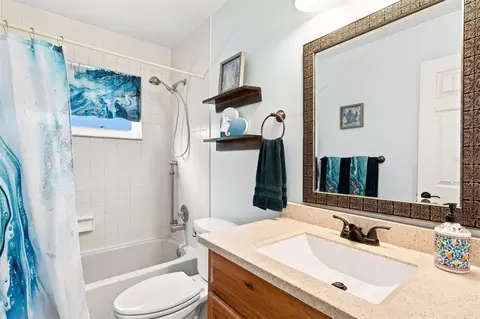 Bath - 2234 Springflower Dr, Clearwater, FL 33763 photo 1 of 4
