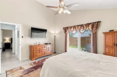 Bedroom - 2234 Springflower Dr, Clearwater, FL 33763 photo 7 of 7