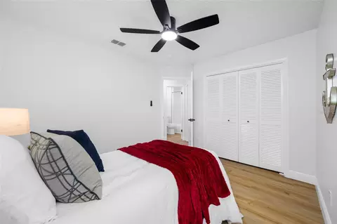 Bedroom - 11925 Cedarfield Dr, Riverview, FL 33579 photo 10 of 10