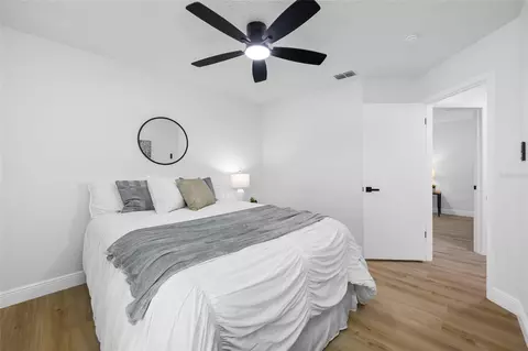 Bedroom - 11925 Cedarfield Dr, Riverview, FL 33579 photo 5 of 10