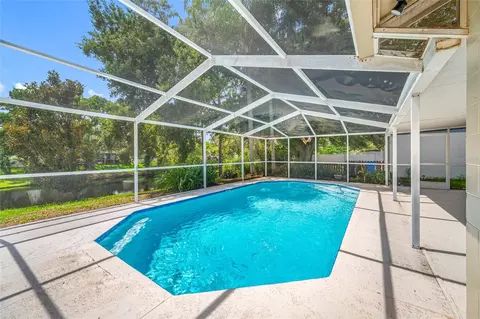 Exterior - 11925 Cedarfield Dr, Riverview, FL 33579 photo 15 of 19