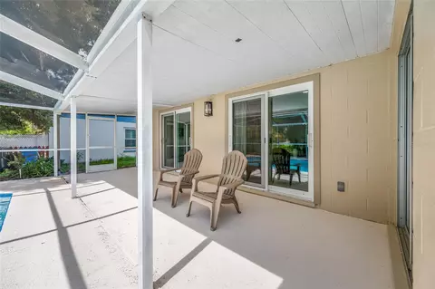 Exterior - 11925 Cedarfield Dr, Riverview, FL 33579 photo 16 of 19