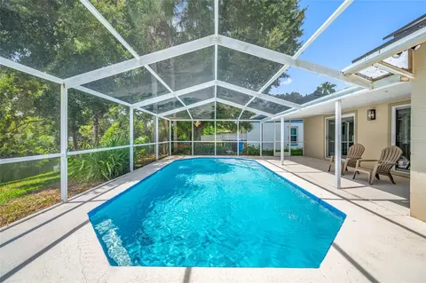 Exterior - 11925 Cedarfield Dr, Riverview, FL 33579 photo 14 of 19