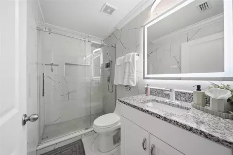 Bath - 10828 Quickwater Ct, Riverview, FL 33569 photo 4 of 4