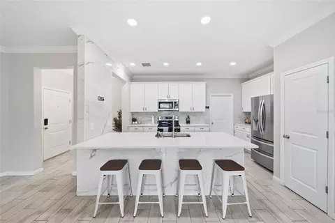 Kitchen - 10828 Quickwater Ct, Riverview, FL 33569 photo 1 of 2