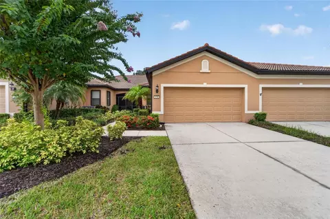 Exterior - 428 Seneca Falls Dr, Apollo Beach, FL 33572 photo 2 of 14