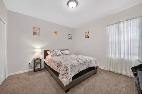 Bedroom - 2100 Laurel Blossom Cir, Ocoee, FL 34761 photo 5 of 7