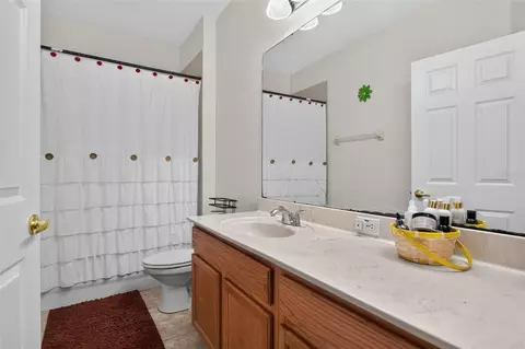 Bath - 2100 Laurel Blossom Cir, Ocoee, FL 34761 photo 4 of 5
