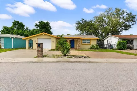7041 Westcott Dr, Port Richey, FL 34668