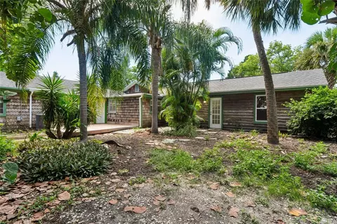 Exterior - 14623 Sunset Dr, Largo, FL 33774 photo 4 of 4