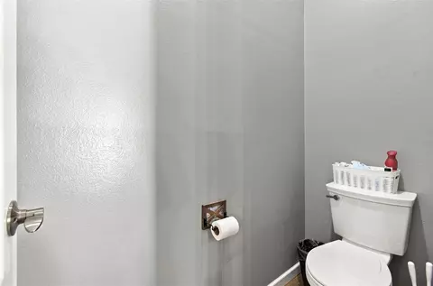 Bath - 9710 White Barn Way, Riverview, FL 33569 photo 4 of 4