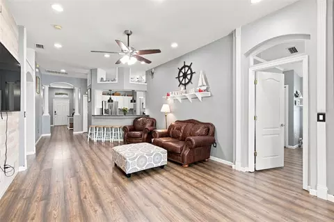 Entry Way - 9710 White Barn Way, Riverview, FL 33569 photo 6 of 9