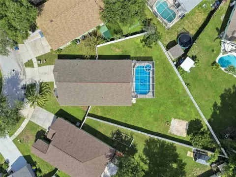 View/Area - 9710 White Barn Way, Riverview, FL 33569 photo 5 of 9