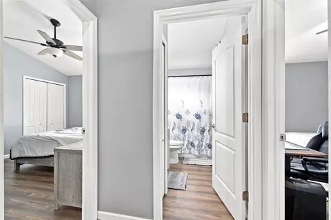 Entry Way - 9710 White Barn Way, Riverview, FL 33569 photo 7 of 9