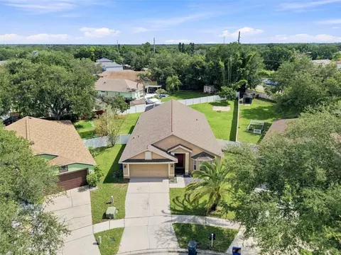 View/Area - 9710 White Barn Way, Riverview, FL 33569 photo 1 of 9
