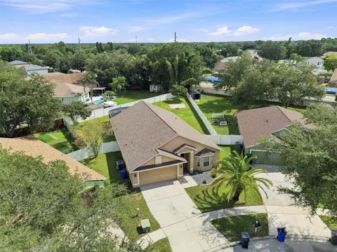 View/Area - 9710 White Barn Way, Riverview, FL 33569 photo 2 of 9