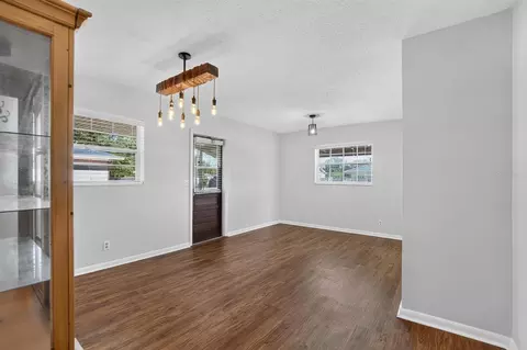 Living - 403 Alma Dr, Brandon, FL 33510 photo 6 of 8