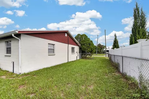 Exterior - 403 Alma Dr, Brandon, FL 33510 photo 5 of 14