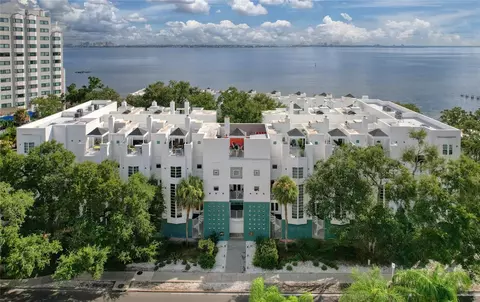 4950 Bayshore Blvd #16, Tampa, FL 33611