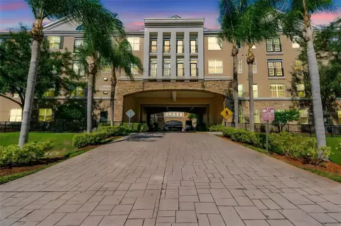 4221 W Spruce St #2425, Tampa, FL 33607