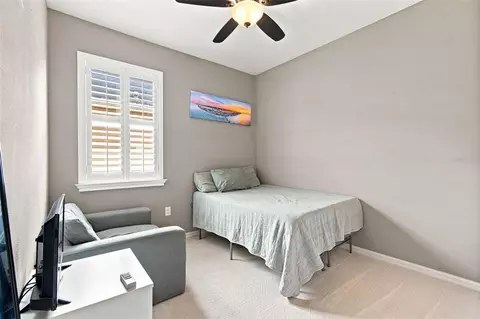 Bedroom - 11431 Brighton Knoll Loop, Riverview, FL 33579 photo 1 of 8