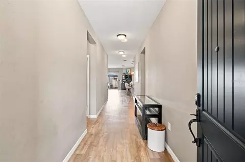 Entry Way - 11431 Brighton Knoll Loop, Riverview, FL 33579 photo 2 of 11
