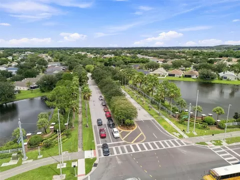 View/Area - 11431 Brighton Knoll Loop, Riverview, FL 33579 photo 9 of 30
