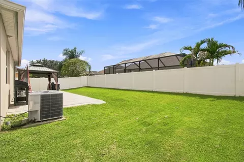 Exterior - 11431 Brighton Knoll Loop, Riverview, FL 33579 photo 11 of 16