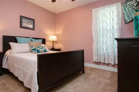 Bedroom - 1605 Butch Cassidy Trl, Wimauma, FL 33598 photo 4 of 10