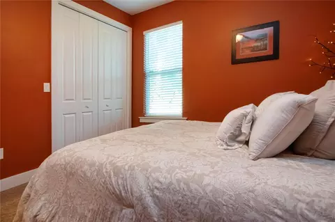 Bedroom - 1605 Butch Cassidy Trl, Wimauma, FL 33598 photo 9 of 10