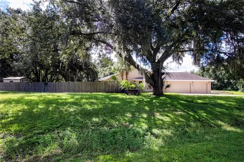 Exterior - 1605 Butch Cassidy Trl, Wimauma, FL 33598 photo 13 of 17