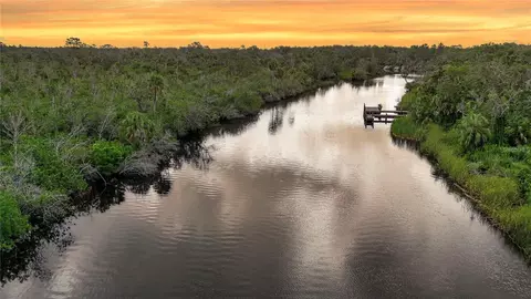 View/Area - 1605 Butch Cassidy Trl, Wimauma, FL 33598 photo 5 of 11