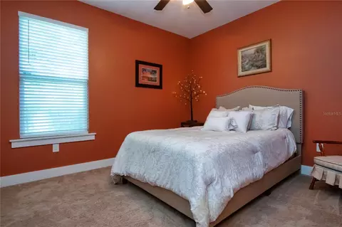 Bedroom - 1605 Butch Cassidy Trl, Wimauma, FL 33598 photo 8 of 10