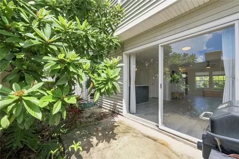 Exterior - 13158 Thoroughbred Loop, Largo, FL 33773 photo 2 of 10