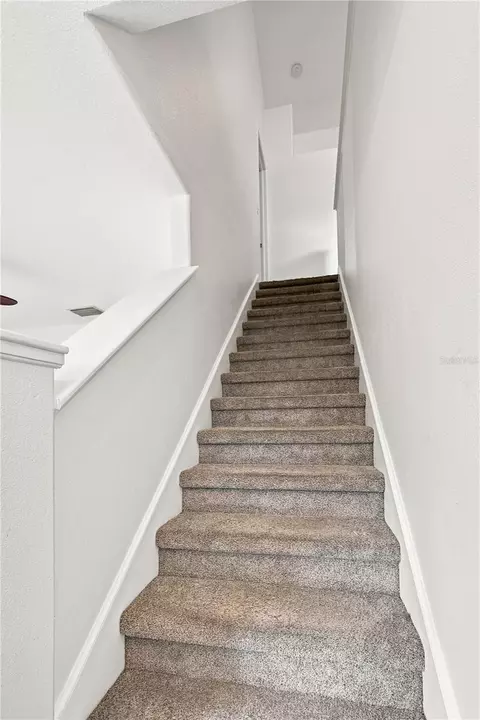 Entry Way - 13158 Thoroughbred Loop, Largo, FL 33773 photo 1 of 7